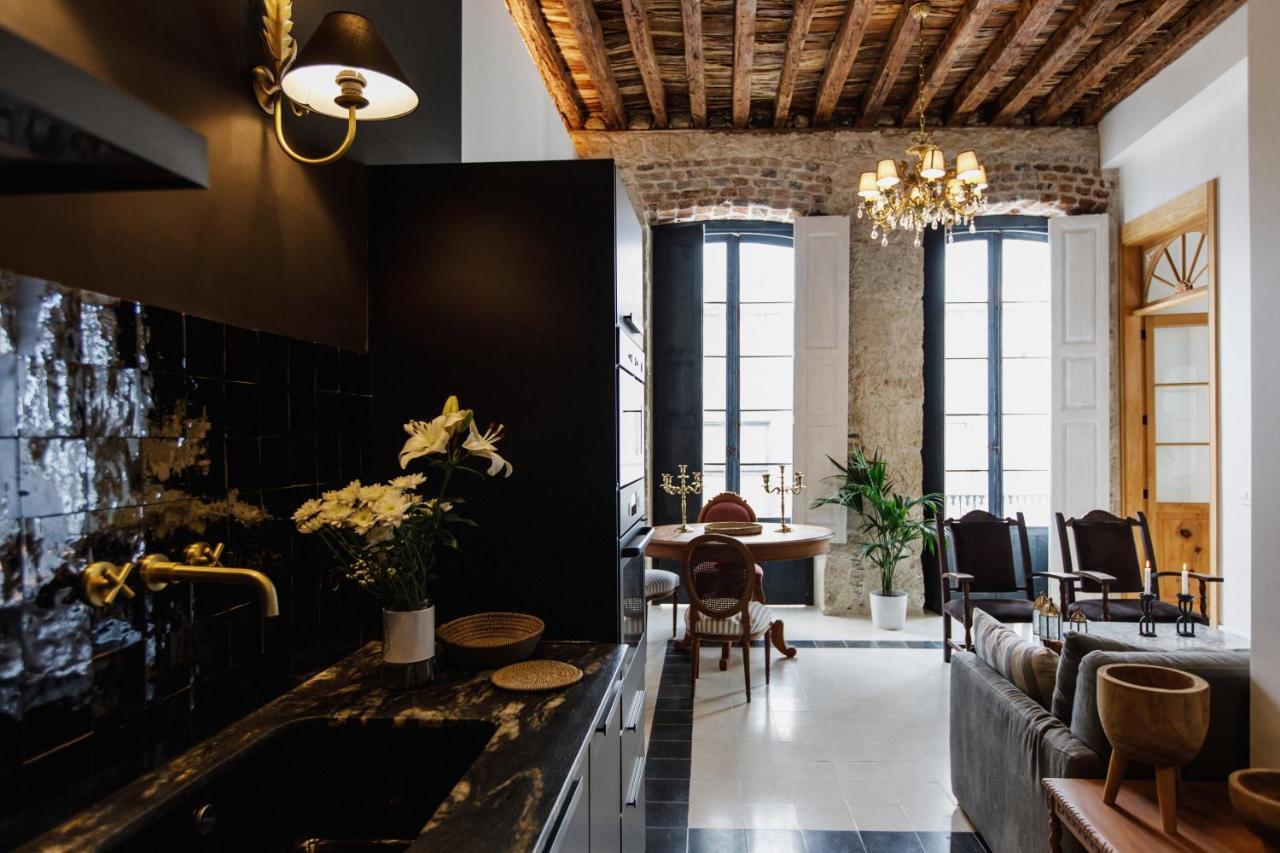 La Colonial Suites Apartamentos De Lujo ลาสปัลมาส เด กรานคานาเรีย ภายนอก รูปภาพ